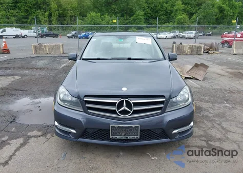 2014 Mercedes-Benz C 300 Luxury 4Matic/Sport 4Matic from USA, damaged, VIN WDDGF8AB7ER320145